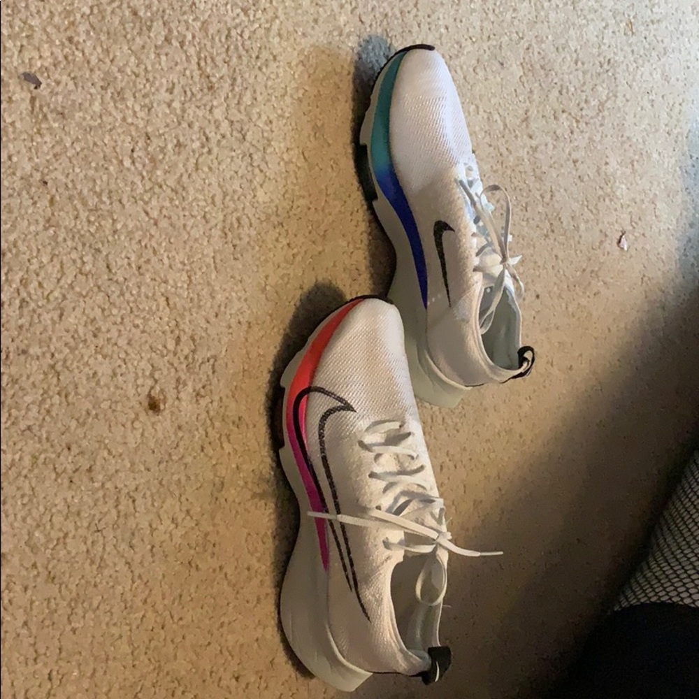 Nike air zoom tempo